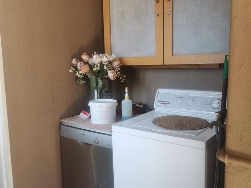 3 Bedroom House For Sale in Vanderbijlpark SE1 - Photo 9