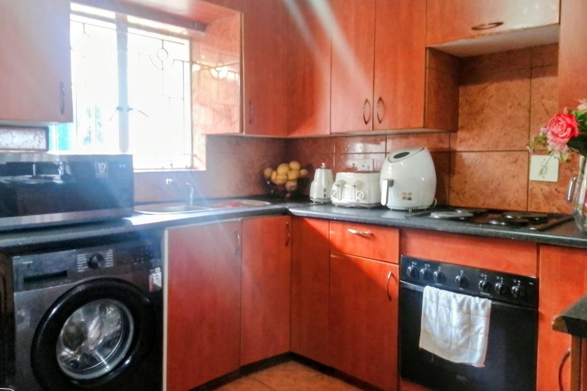 A perfect lock up and go in Ridgeway !!! - Photo 2