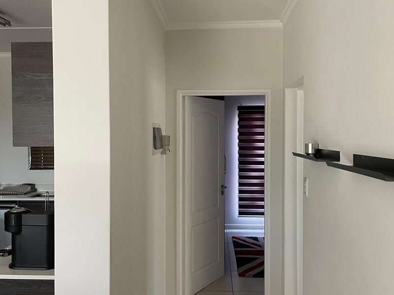 Modern 2 bedroom and 2 Baths apartment for Sale - Photo 8