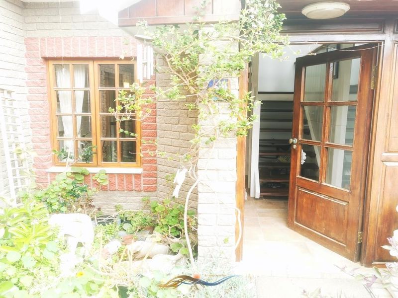 Large Family Home With 1 Bedroom Flat - Vogelstrand. - Photo 2