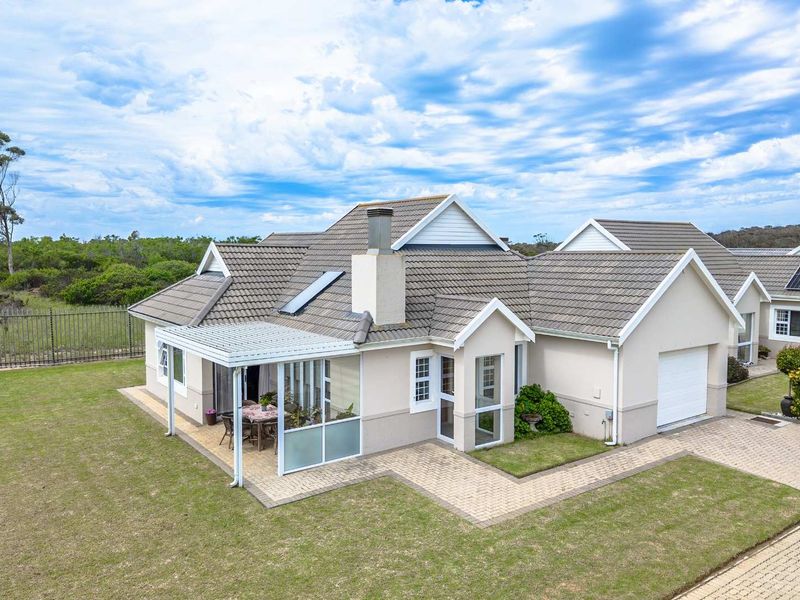 Full Title Retirement Living - Photo 2