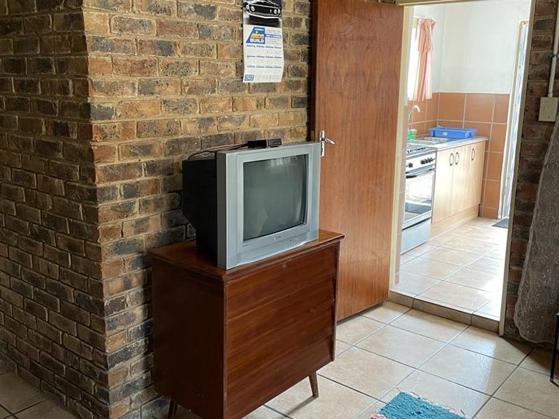 COMFY FLAT TO RENT - Photo 6