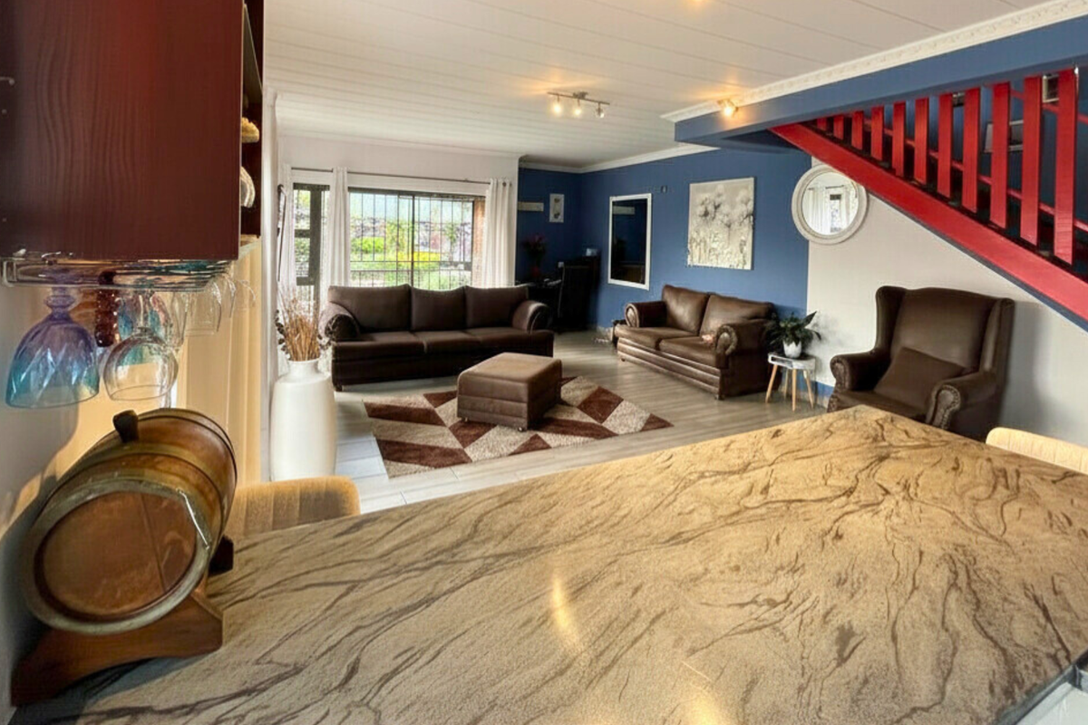 Pet-Friendly 3-Bedroom Family Apartment with Spacious Garden - Photo 5