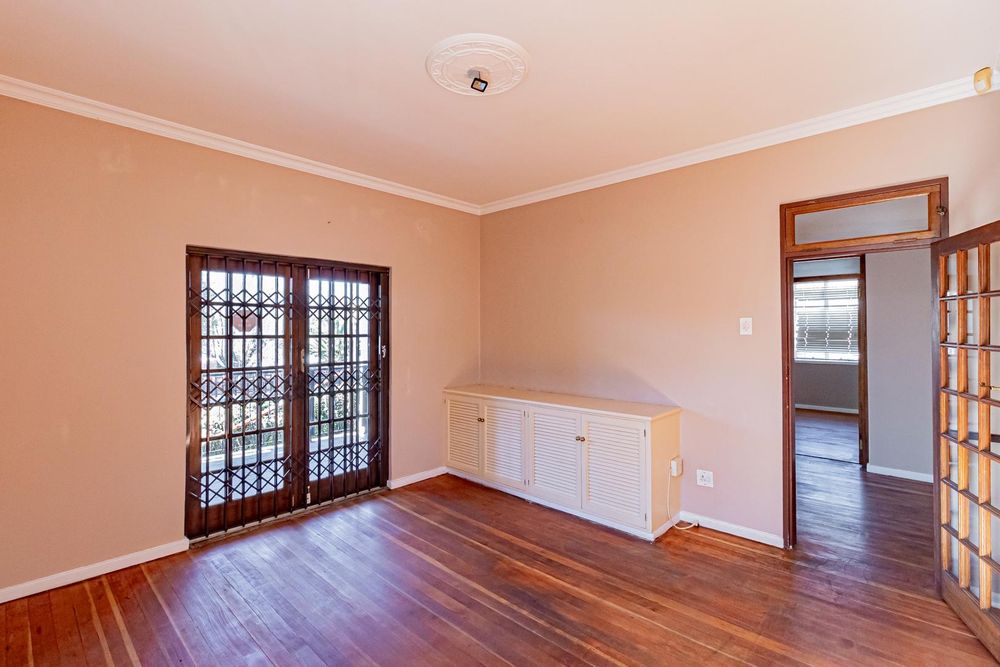 LIVING ROOM WITH BALCONY 