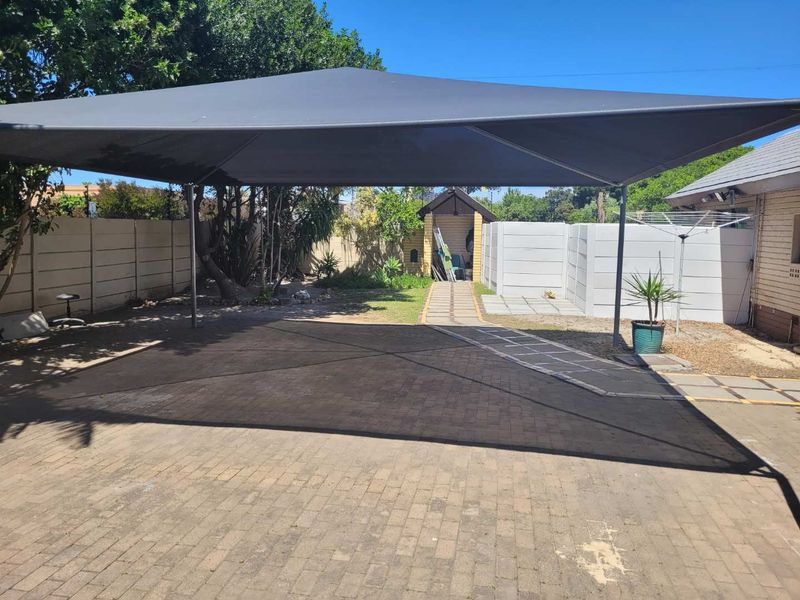 3 Bedroom Duplex. - Photo 2