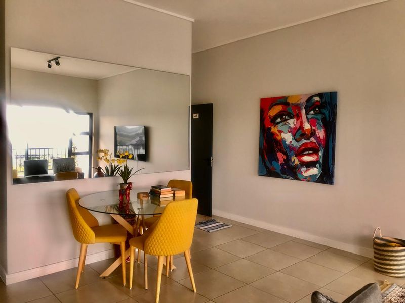 Fully Furnished 3 bed 2 bath executive townhouse - Photo 8