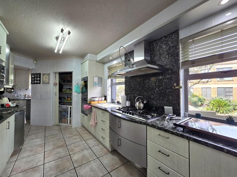 5 Bedroom House For Sale in Meyersdal Alberton - Photo 10