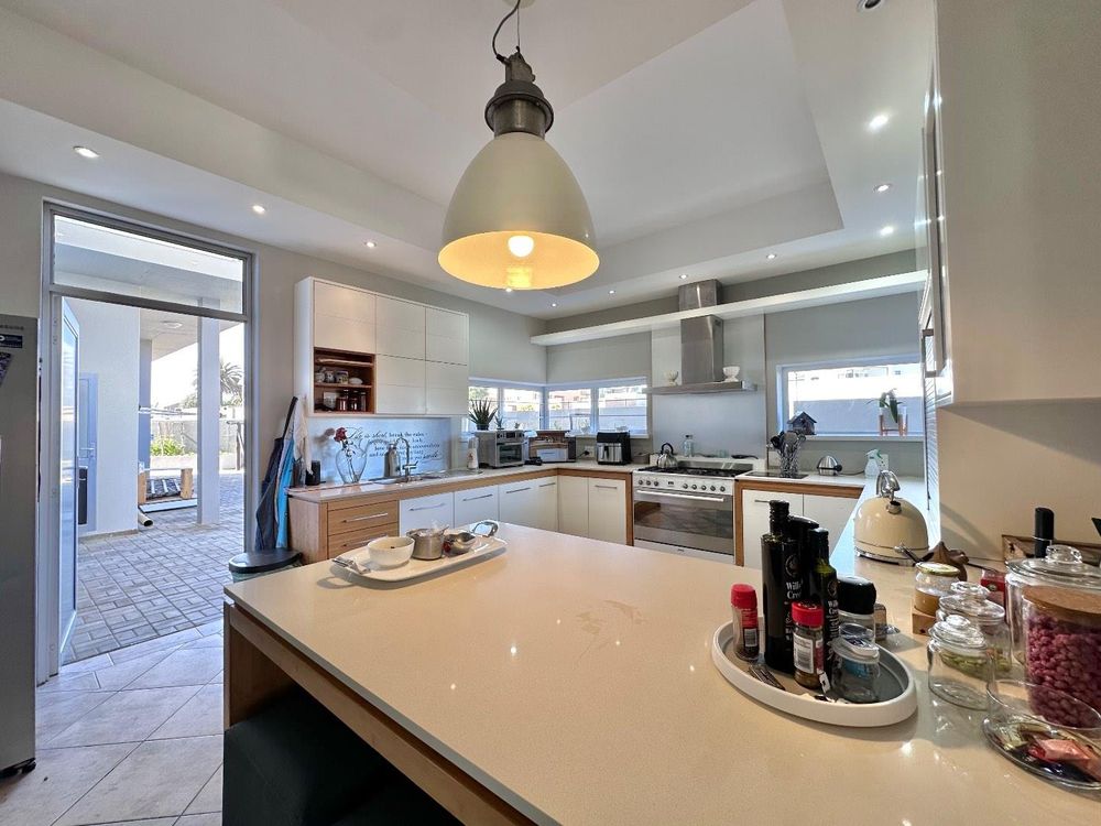 Light filled Kitchen