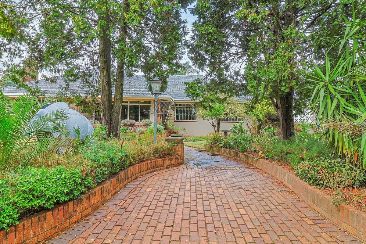 Business Opportunity or Huge Home in Florida Park - Photo 5