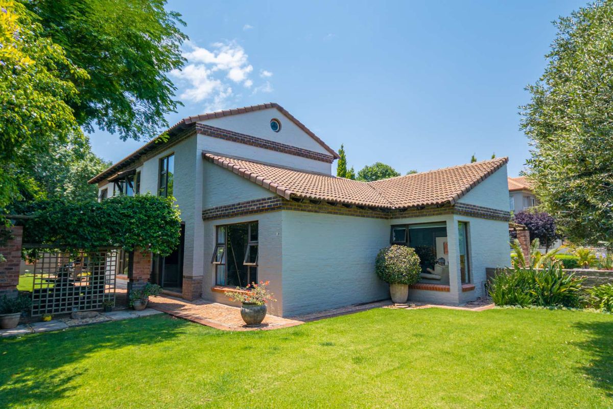 Unique Farm Style Home - Photo 5