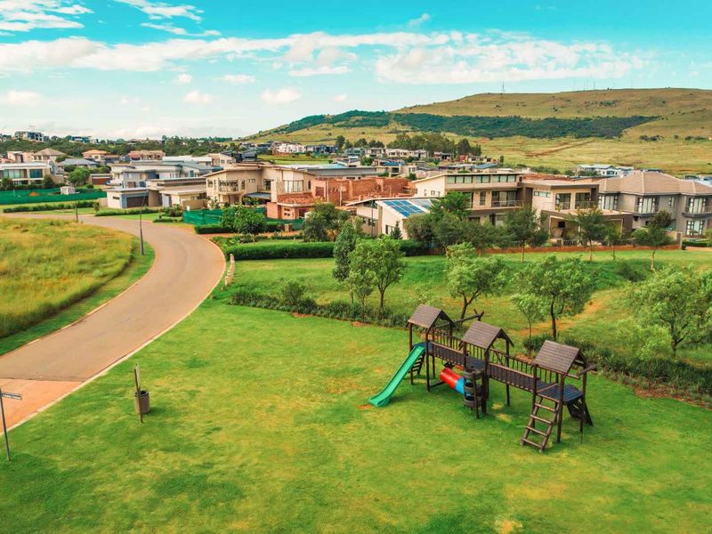 2326sqm of Prime Land in the Heart of Eye of Africa’s Lifestyle Precinct. - Photo 6