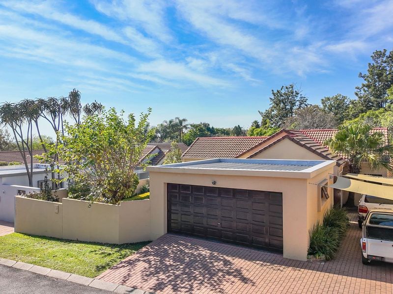 3 Bedroom freehold cluster for sale in Douglasdale - Photo 3