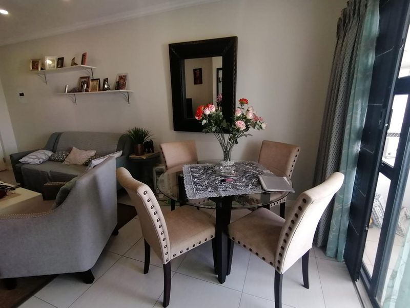 Spacious 2 Bedroom Apartment - Photo 7