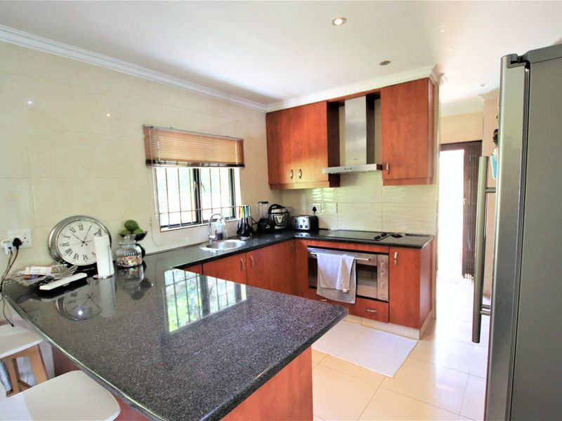 Hendra Estates - Pet Friendly 3 Bedroom Townhouse for Sale!! - Photo 9