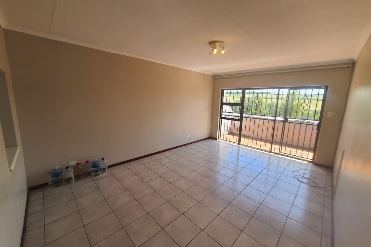 PRIME 2 bedroom 1 bath apartment - Photo 5