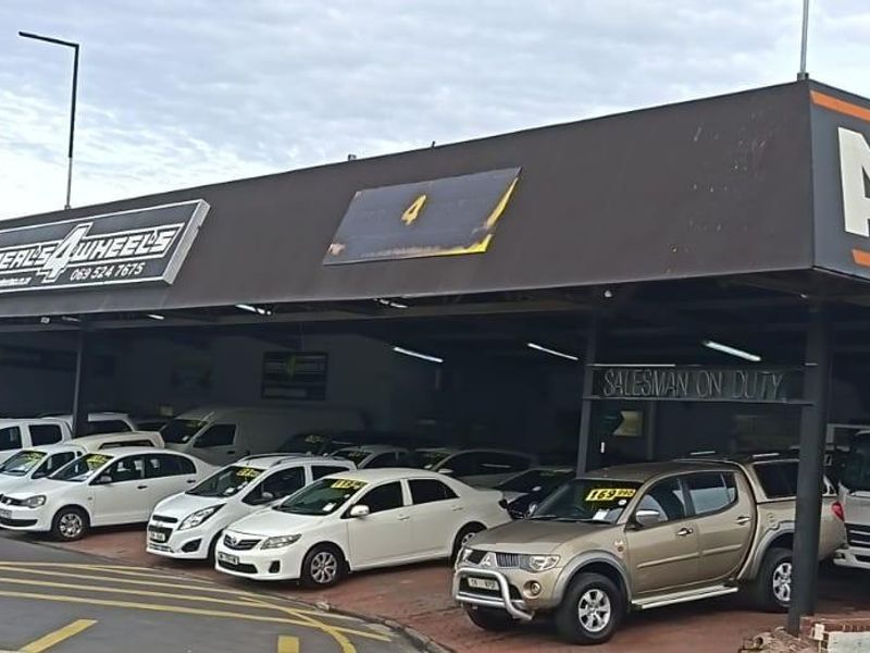 **Prime Commercial Property To Rent in Parow: Ideal for a Car Dealership** - Photo 9