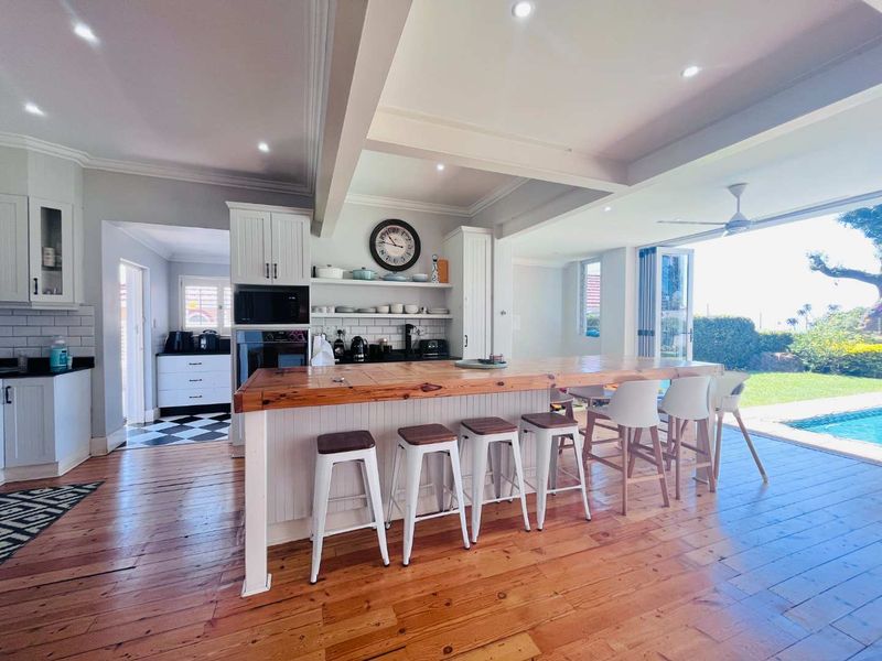 Hendra - Coastal Comfort  , Modern Family Home with exceptional extra's - Photo 4