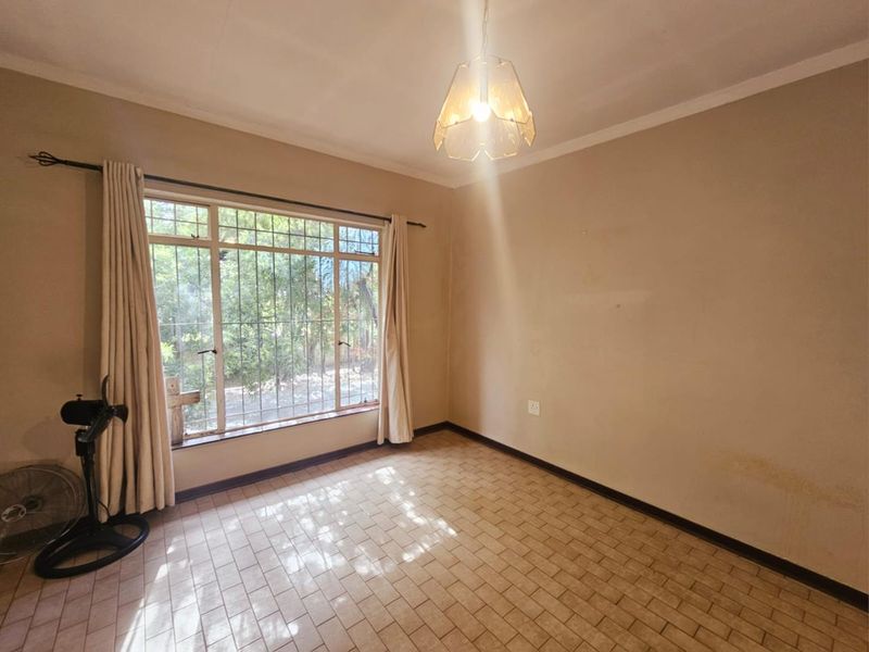 Live Where Everything You Need Is Just Around The Corner. - Photo 10