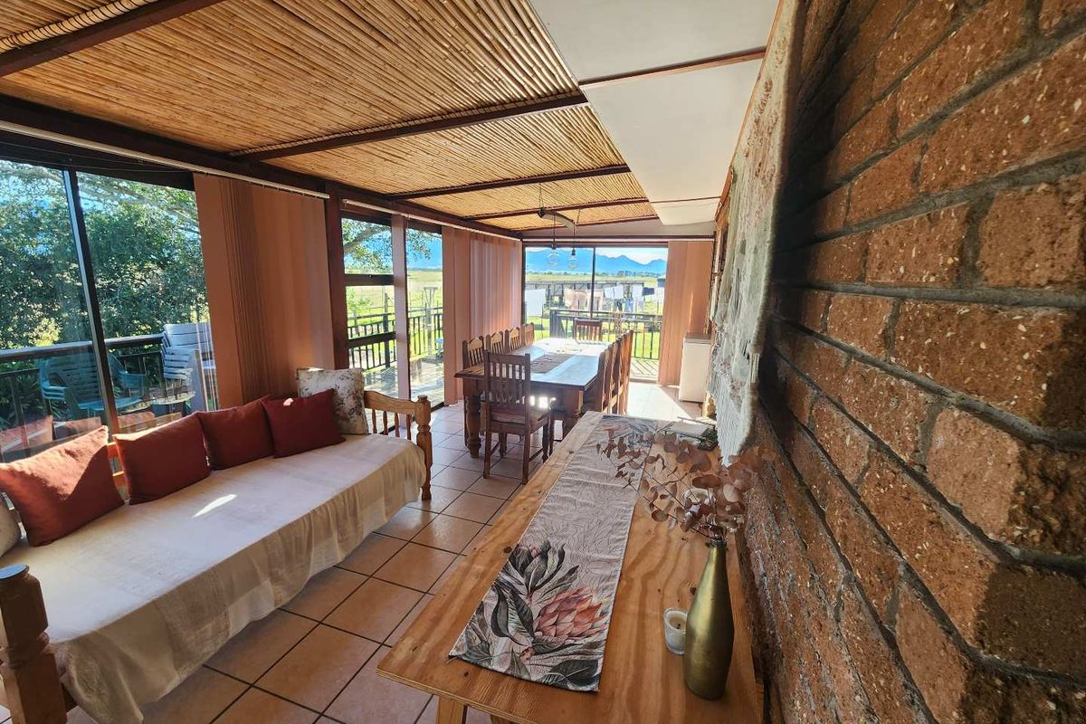 NEAT WELL MAINTAINED WELL LOCATED SMALLHOLDING - Photo 3