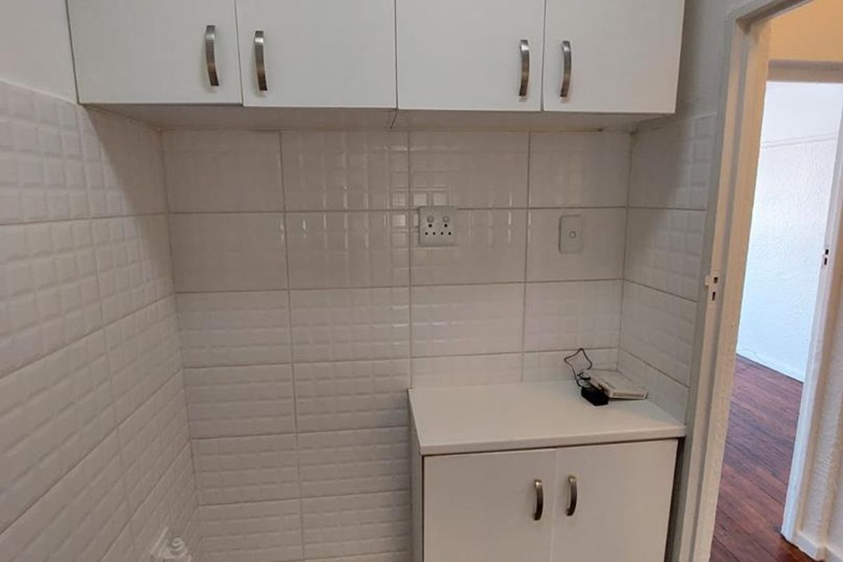 Bachelor Apartment for Rent in Mowbray - Photo 5