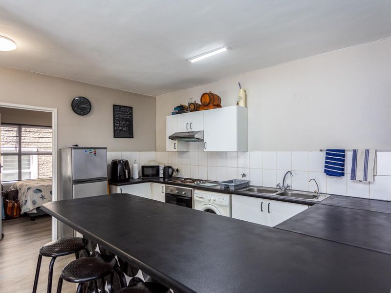 Modern Two Bedroom Ground-Floor Living in the Heart of Durbanville - Photo 5