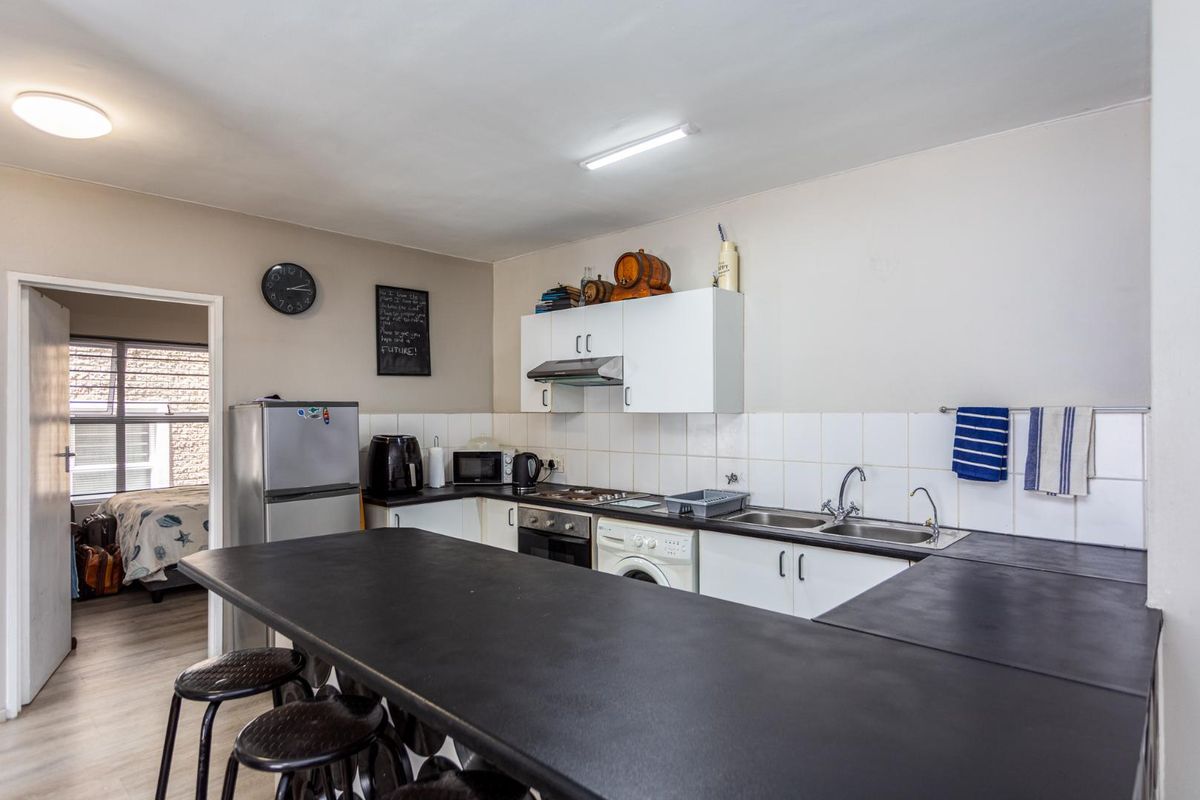 Modern Two Bedroom Ground-Floor Living in the Heart of Durbanville - Photo 5