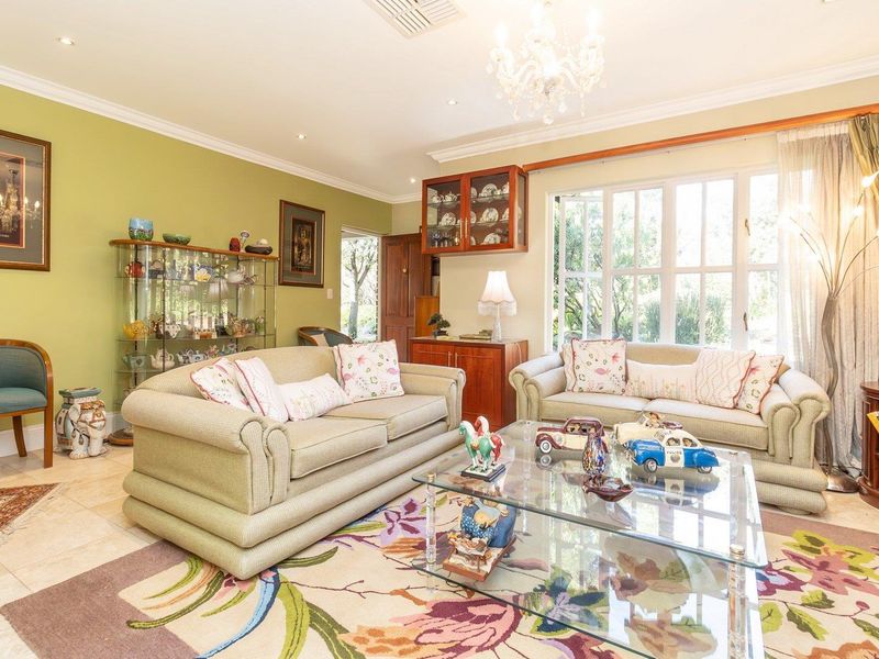 Tranquil luxury in a premium retirement Estate - Photo 6