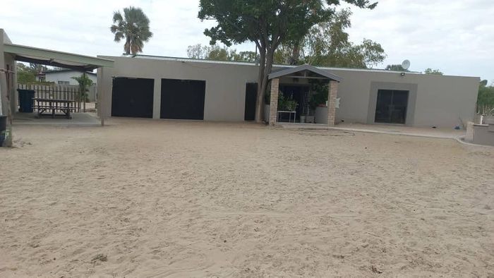 Property #2431835, House For Sale in Ondangwa Central