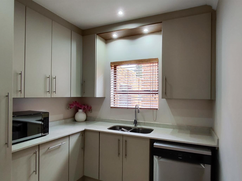 Breathtaking 5-bedroom house for Sale - Photo 8