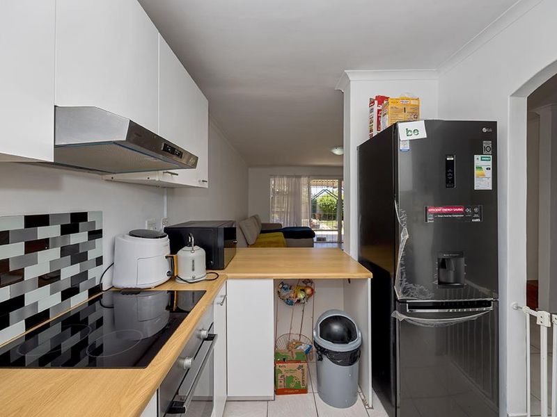 Charming Lock Up And Go Home In A Cul de Sac - Photo 5