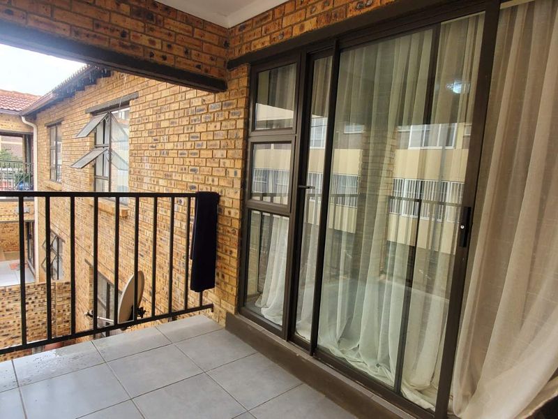 Ultimate Comfort and Convenience in Florida Heights! - Photo 10