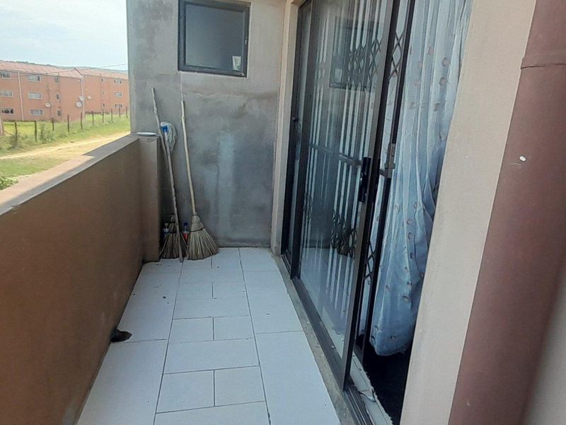 Perfect for business or investment - Photo 3