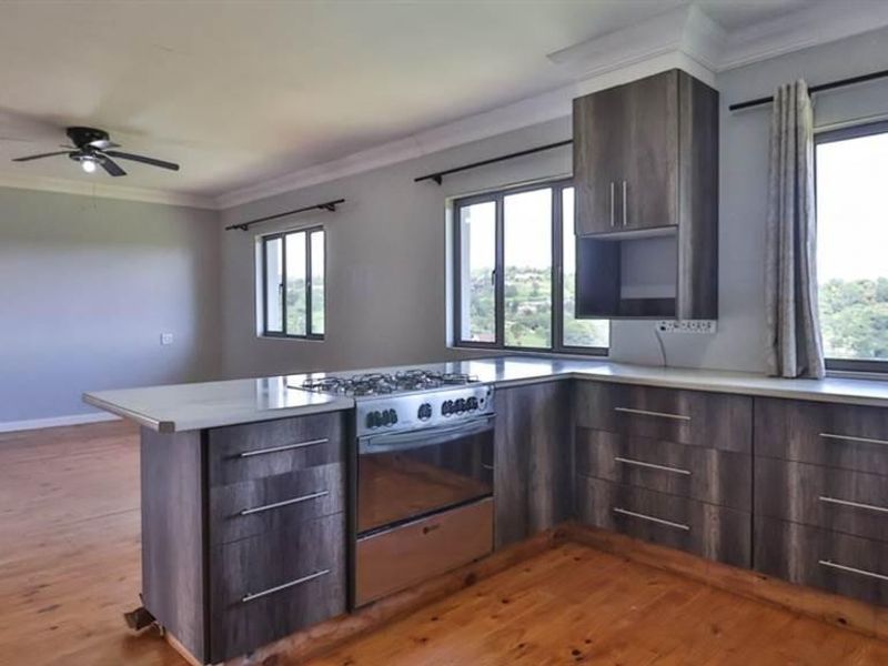 Hillside Haven: Modern Living, Panoramic Views in Kloof - Photo 3