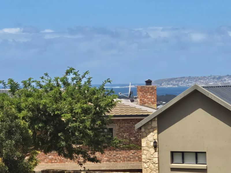 A rare opportunity -  Priced to sell fast - Photo 2