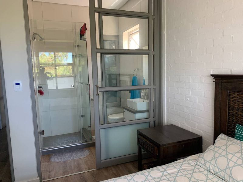 DELIGHTFUL TOWNHOUSE - Photo 7