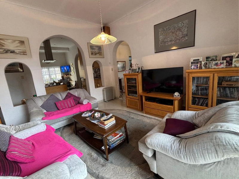 Family Home For Sale | Ludwigsdorf | N$8 450 000 - Photo 4