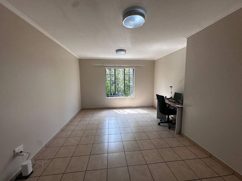 Modern 2-Bedroom Apartment in Lilyfield, Noordwyk – Prime Location & Exceptional Value - Photo 8