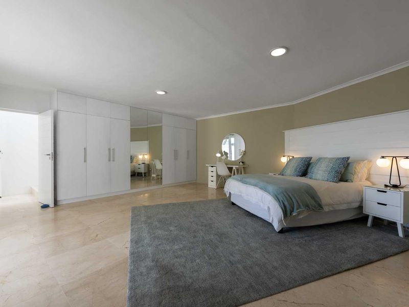 Comfortable Coastal Living in Camps Bay - Photo 7