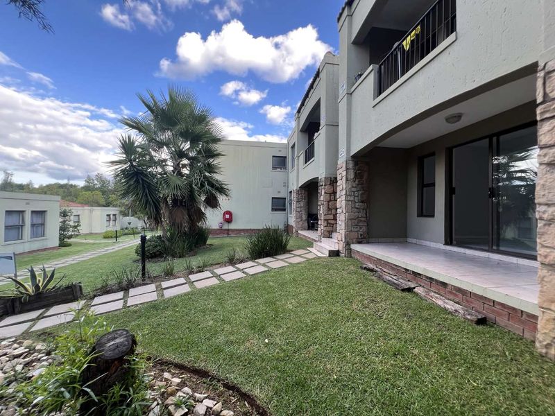 Spacious Modern Living With Peace Of Mind. - Photo 8
