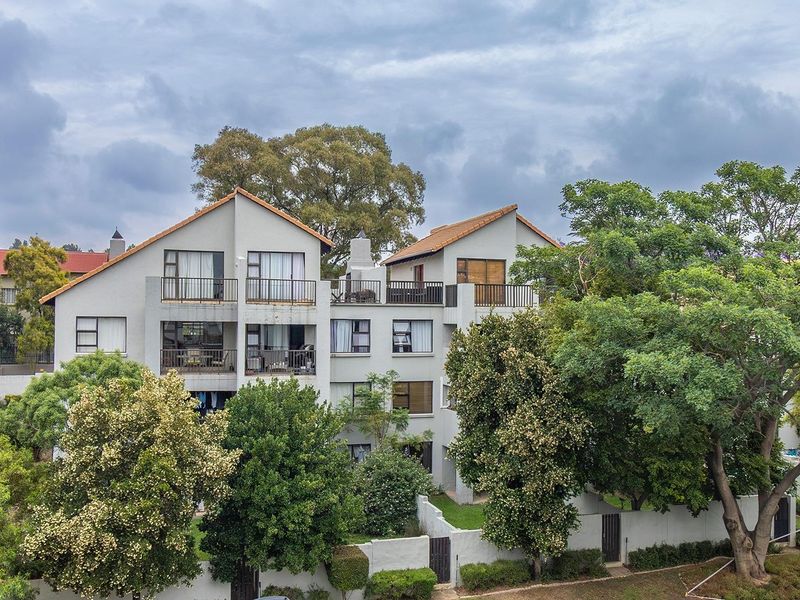 Lock up and Go in a secure Estate - Photo 3