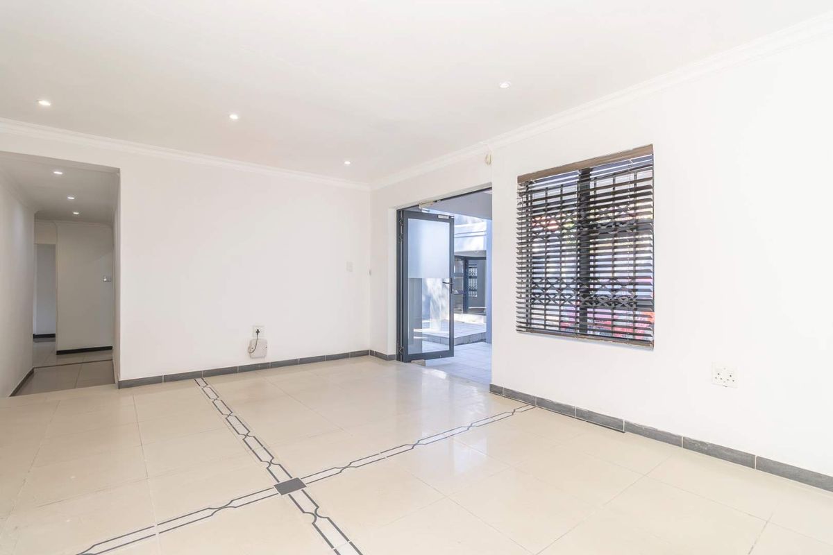 Spacious 3 Bed House to Let in Blairgowrie - Photo 3