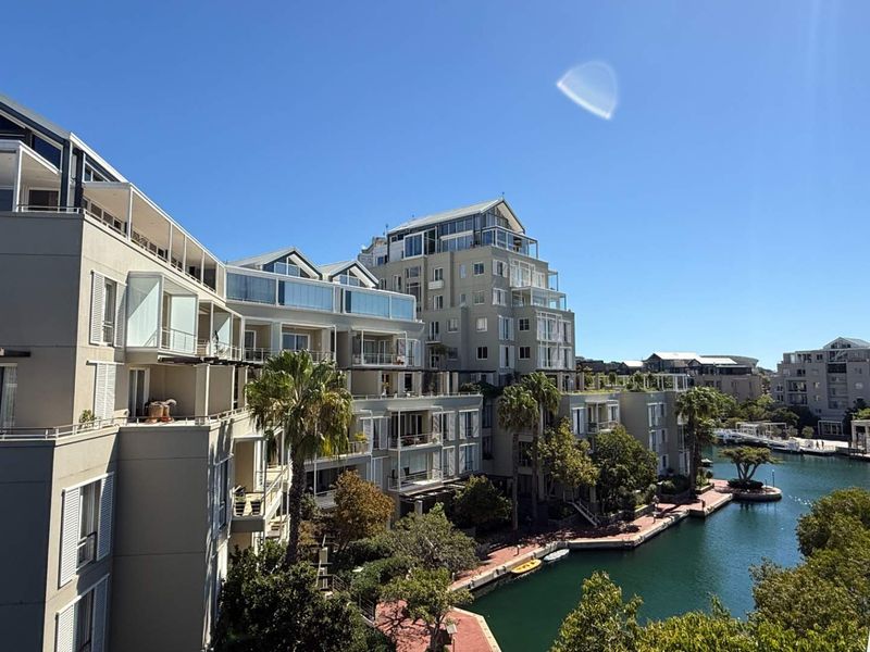 180m2 office to rent in Waterfront with balcony and canal views - Photo 10