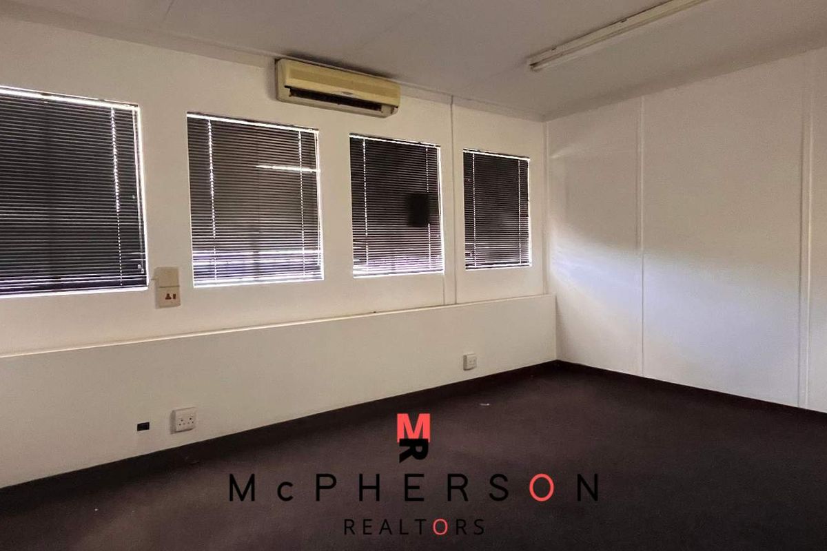 Huge Commercial Property For Sale - Photo 3