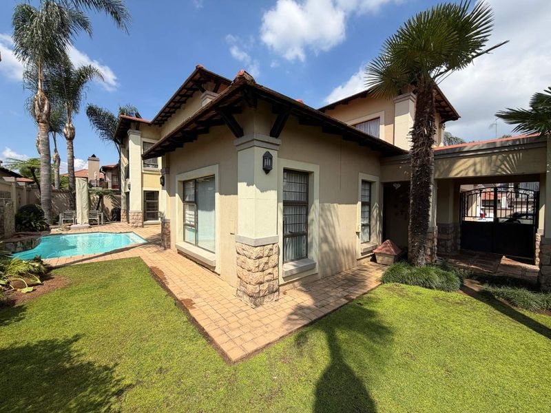 "Bali Bliss in Boksburg: Your Dream Home Awaits! - Photo 2