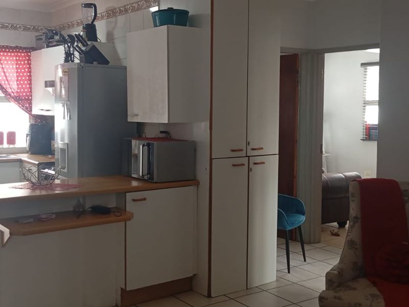 Two bedroom townhouse, New Redruth - Photo 6