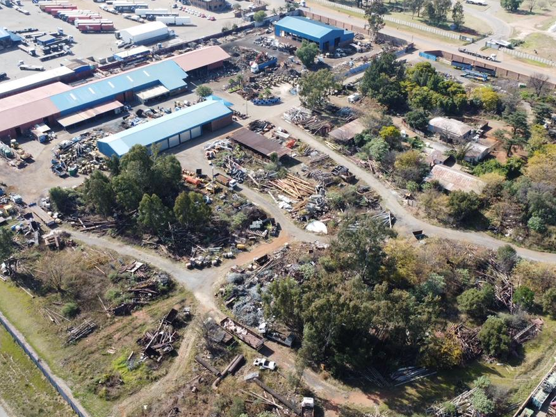 Prime 8.4ha Commercial Stand with Warehouses, Weighbridge & R59 Frontage - Photo 4