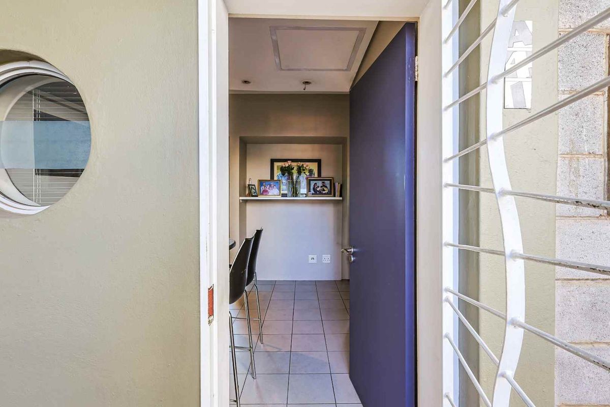2 Bedroom Sudent Apartment For Sale - Photo 5