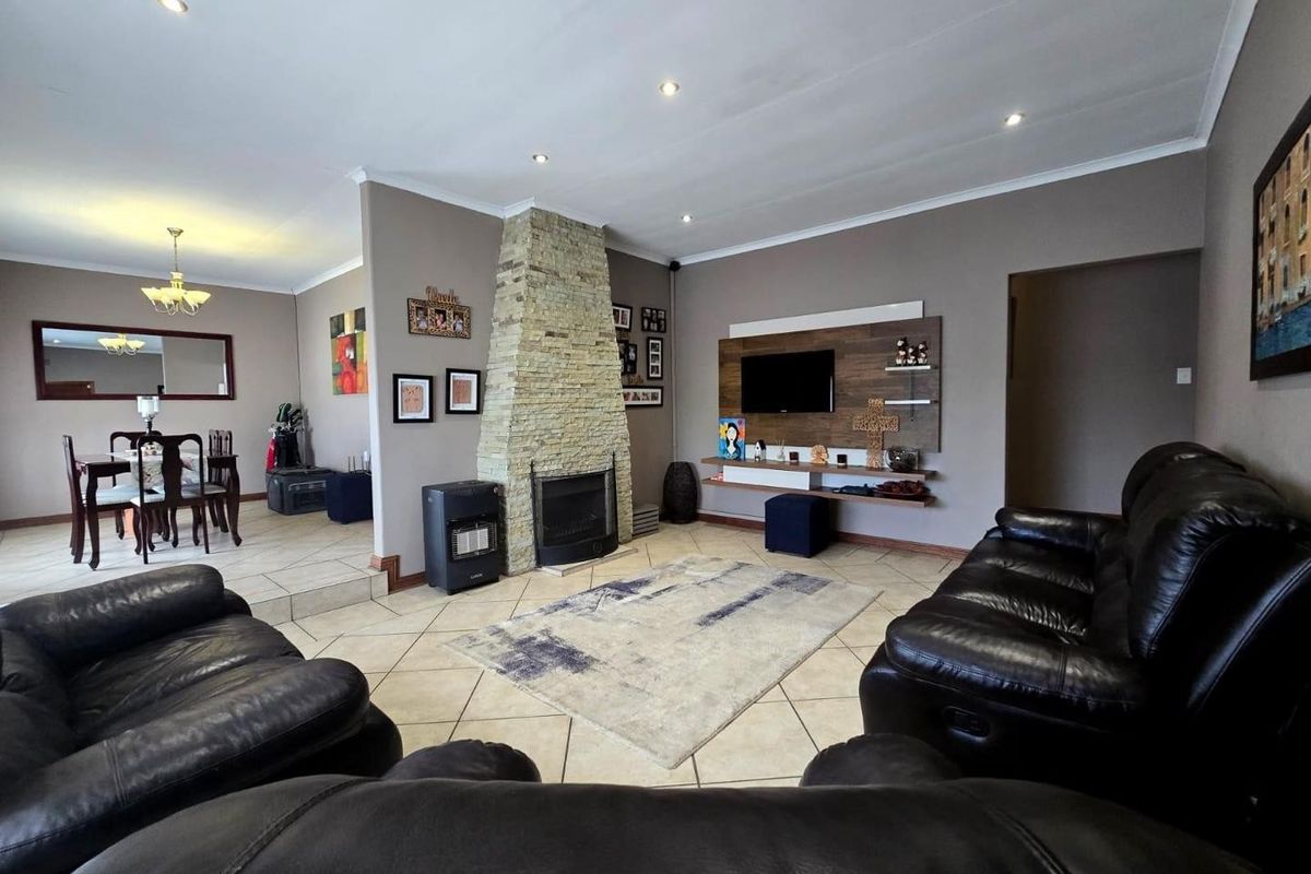 House For Sale in South Crest, Alberton - Photo 5