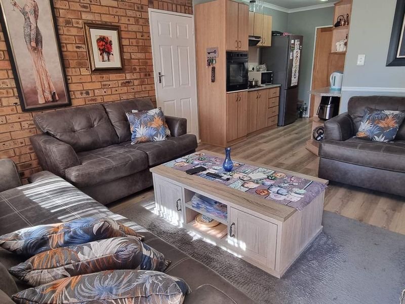 MOVE-IN-READY GEM - Photo 8