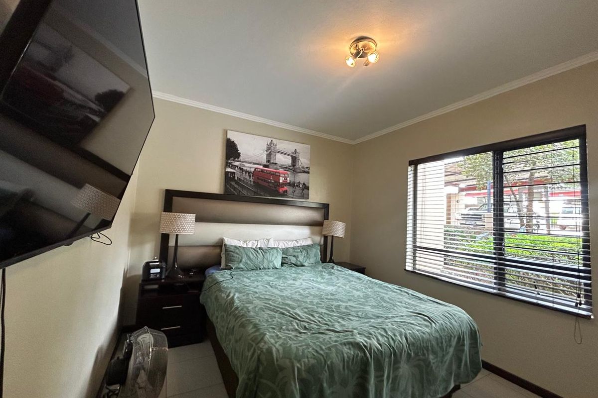 LIFE STYLE ESTATE LIVING - Photo 5